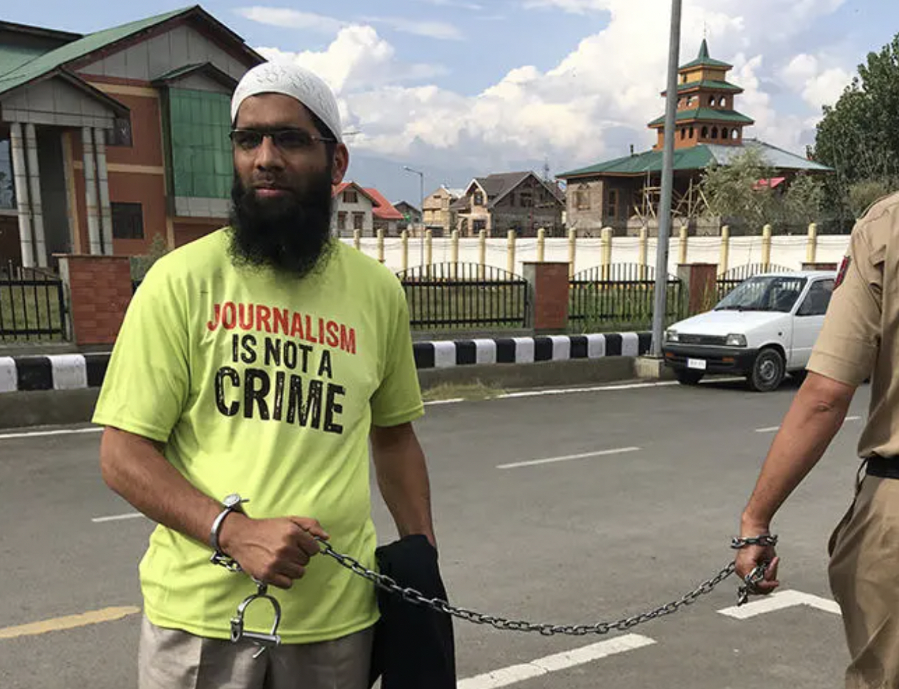 India: Kashmir journalist rearrested just days after release